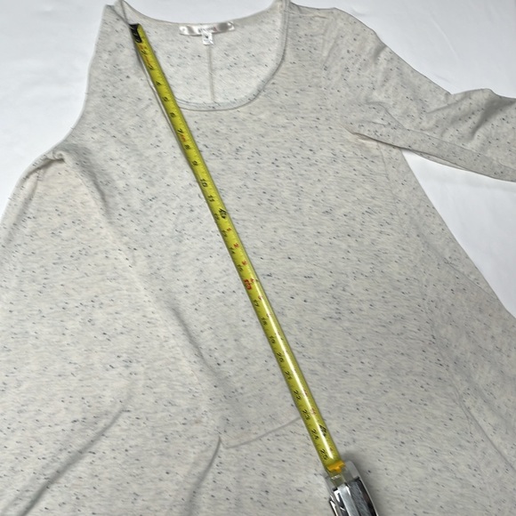 Studio M Exaggerated A Line tunic top size Medium - Picture 5 of 11